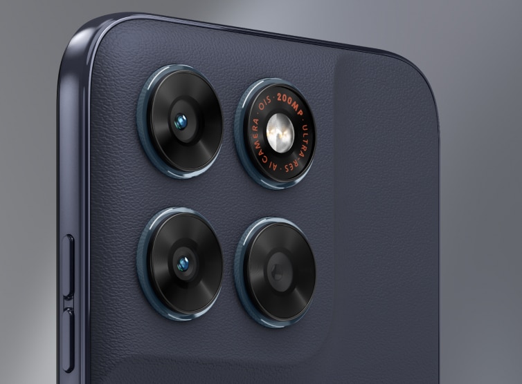 Kameraön på Motorola Moto G87 i Pantone Overture